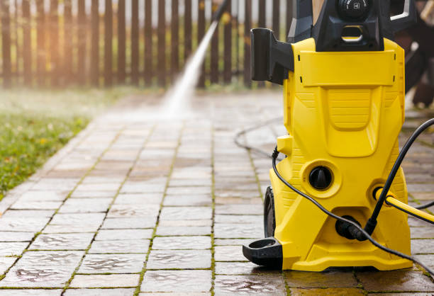Best Animal Enclosure Cleaning  in Mooreland, OK